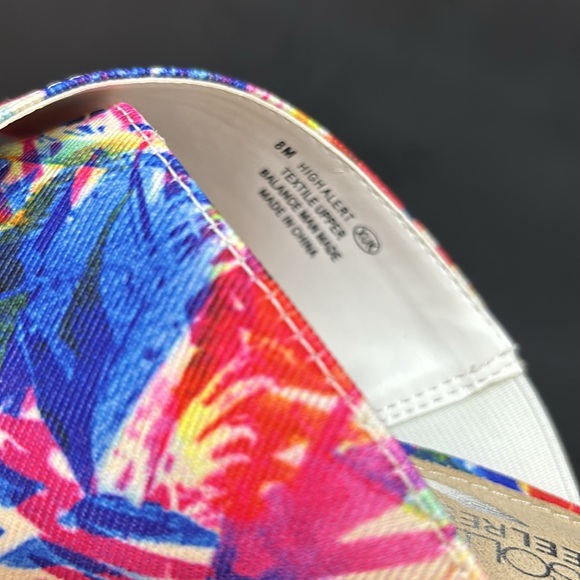 Size 8 Aerosoles Heelrest High Alert heels - Picture 6 of 8